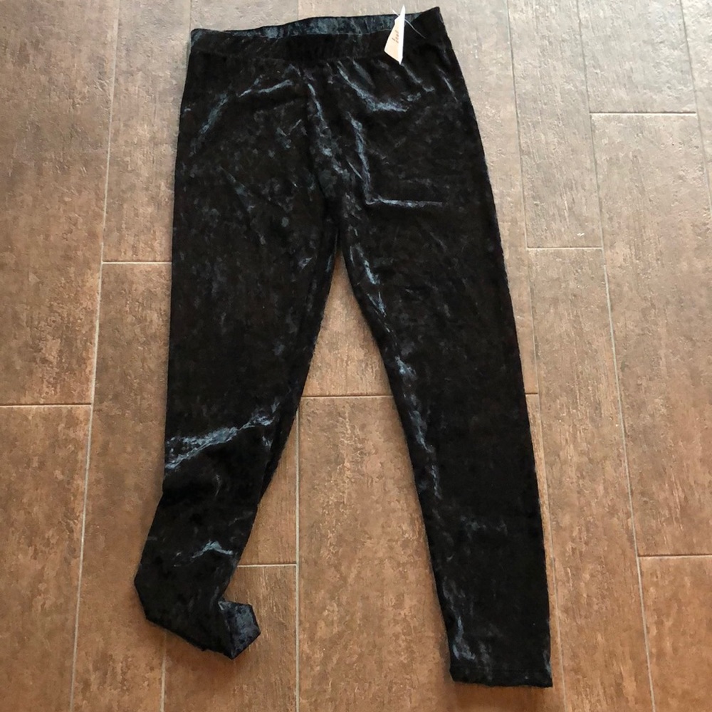 NWT Leggings